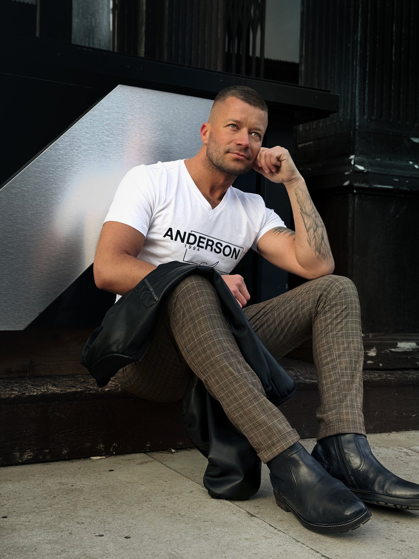 Mens's V-Neck T-Shirt